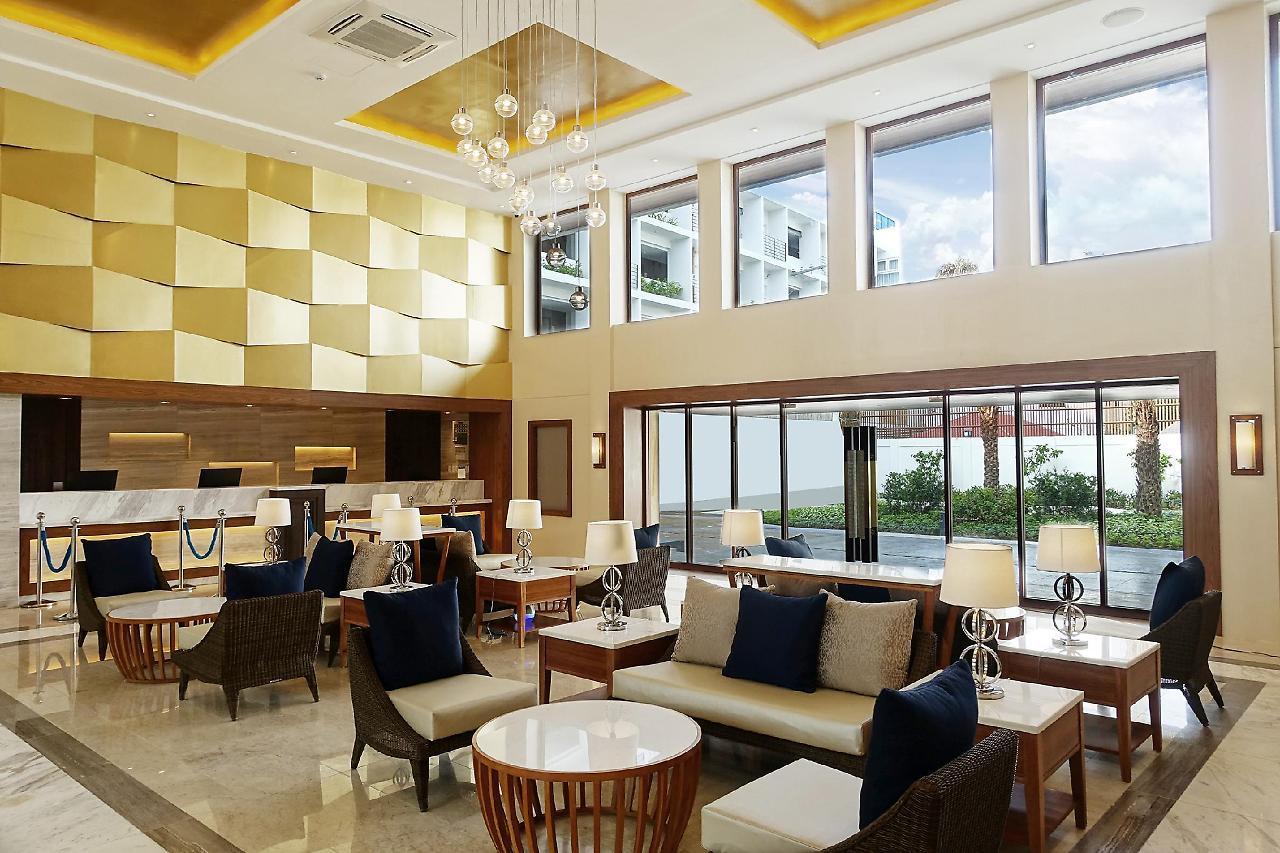 Henann Crystal Sands Resort Balabag  Exterior foto